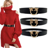 Retro Bees Buckle Belt