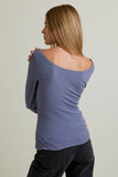 Scooped Neckline with Long Sleeves Top