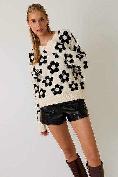 Round Neck Floral Pattern Sweater - Cream/Black