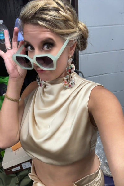 Q2 Squared Aqua Mirage Frame Sunglasses - Aqua