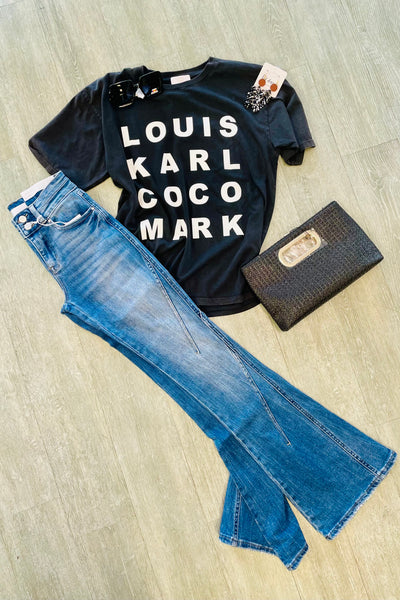 Q2 Relaxed Fit Cotton Tee - Famous - One Size