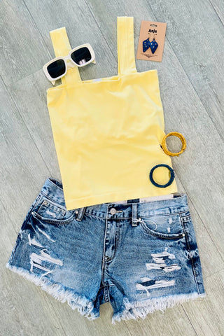 Petra153 Mid Rise Rigid Patch Denim Shorts