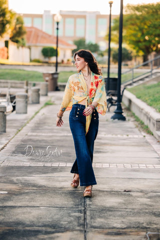 The Q2 Marine Style Wide Leg Jeans with Gold Button Details - Blue