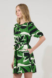 Samrie Shift Mini Dress Rainforest: KELLY-CREAM