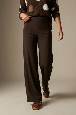 Q2 Wide-Leg Stretch Knit Pants - Chocolate